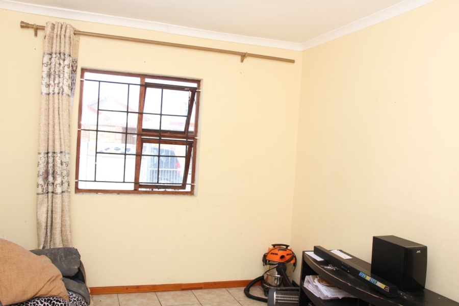 2 Bedroom Property for Sale in Highbury Park Western Cape
